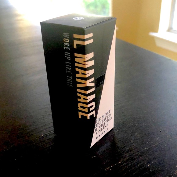 Il Makiage Woke Up Like This 040 Flawless Base Foundation - Picture 1 of 3